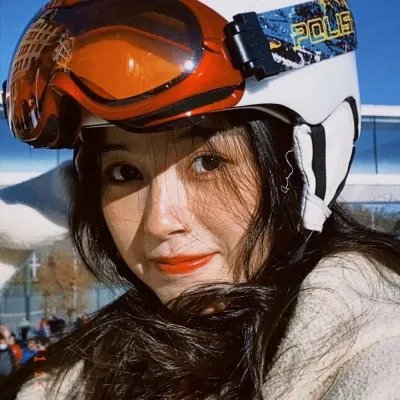 悬崖上的金鱼公主